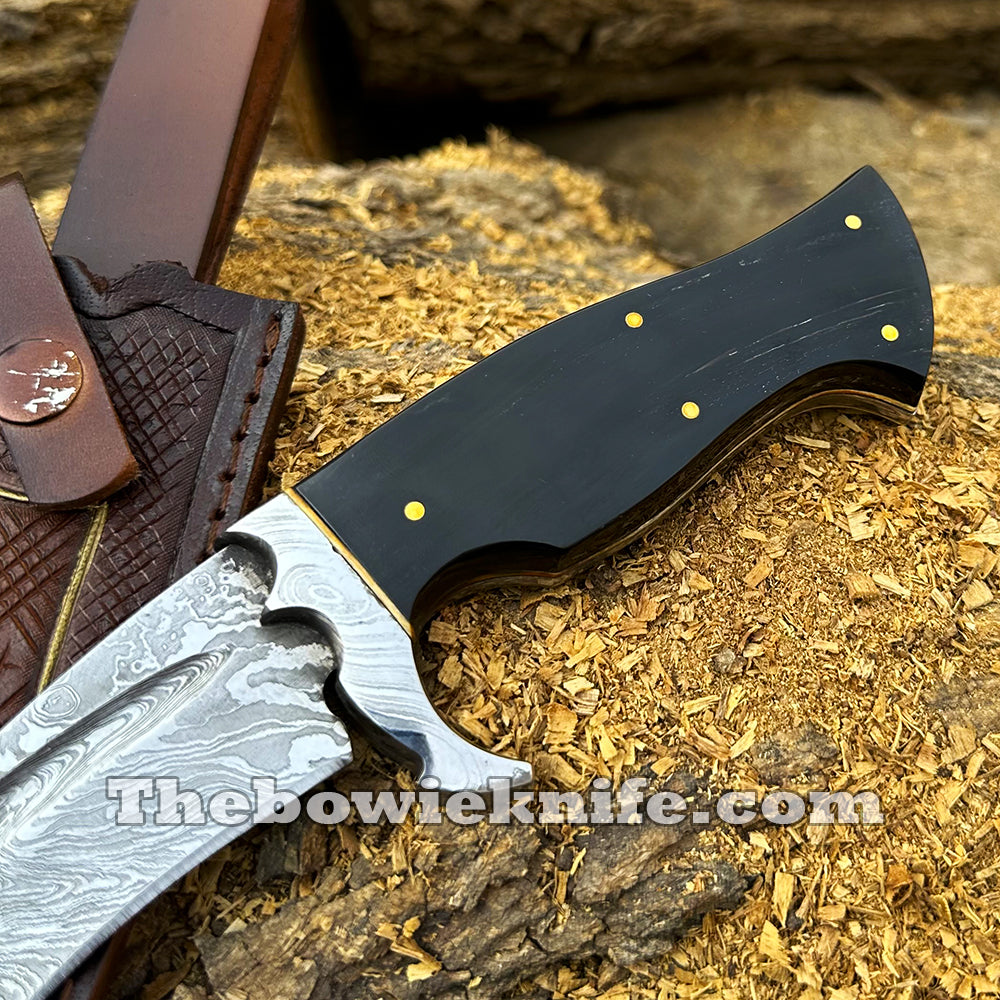 Bowie Knife 2024 Damascus Steel Hunting Knife Full Tang Bull Horn Handle With Sheath BK-014