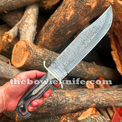 Classic Western Bowie Knife Damascus Steel Blade Wood Handle With Sheath DK-262