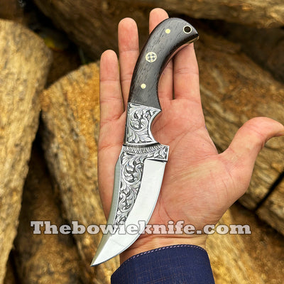 Custom Hunting Knife Hand Engraved Steel Blade Full Tang With Leather Sheath DK-259