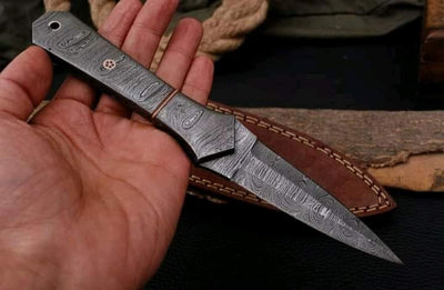 Damascus Steel Full Tang Dagger Knife