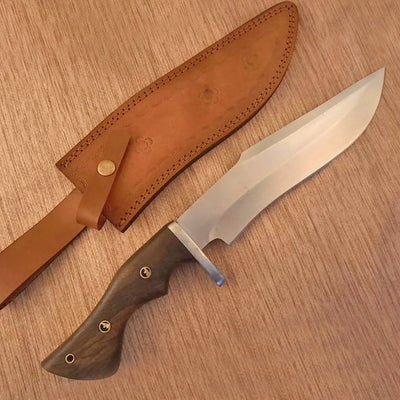 knife with sheath