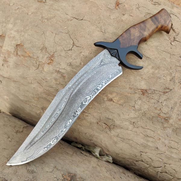 Damascus steel Bowie knife