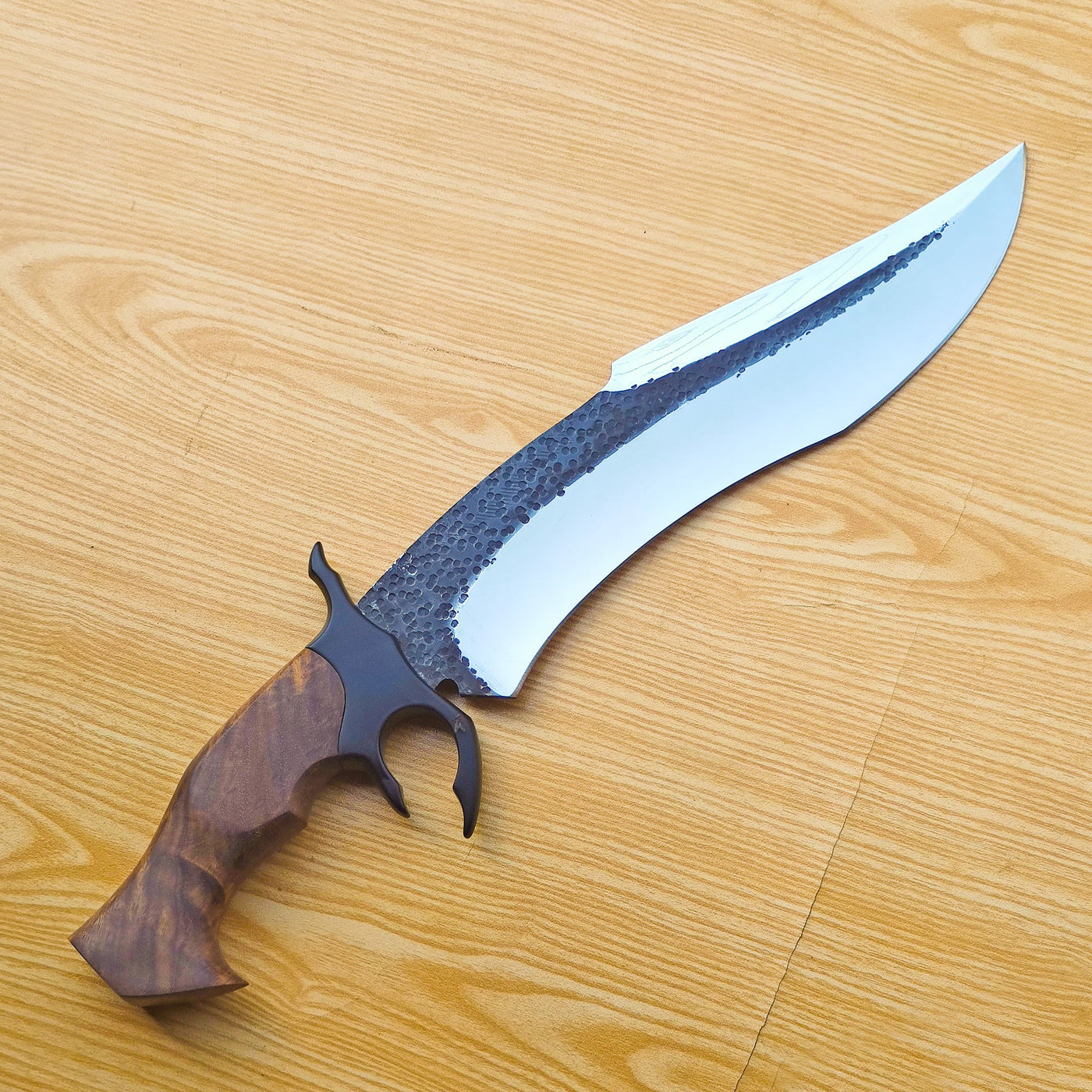 Bowie Knife Custom Hunting Knife Wood Handle DK-063